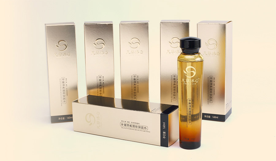 凡草沐心化妝品包裝設計